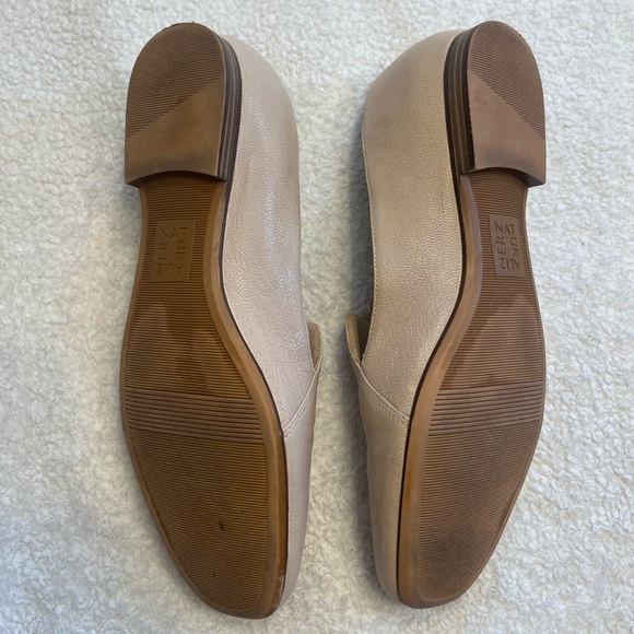 Naturalizer tan Emiline Flats - size 9 - Picture 3 of 4